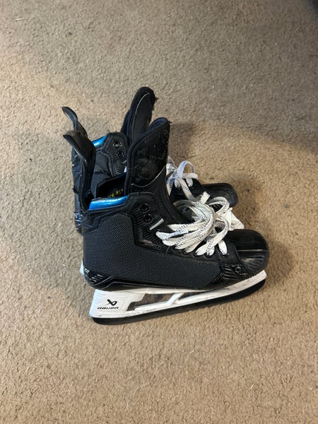 Bauer Supreme Mach Hockey Skates  Size 6.5 (Used)