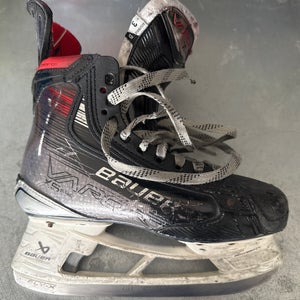 Bauer Vapor X5 pro Hockey Skates Regular Width Size 3 (Used) 2 Sets Of Steel
