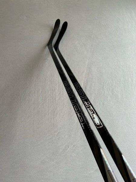 *2 Pack* of Like New 82 Flex Kucherov Curve Bauer Nexus 2N Pro XL (Tracer Dress) RH Pro Stock Sticks