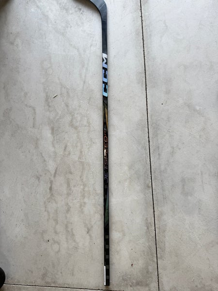 Senior CCM Jetspeed FT7 Pro Right Handed Hockey Stick (New)