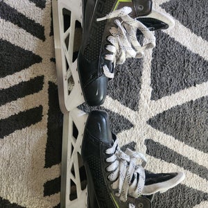 2019 Bauer Elite Hockey Goalie Skates 9.5 (Used)