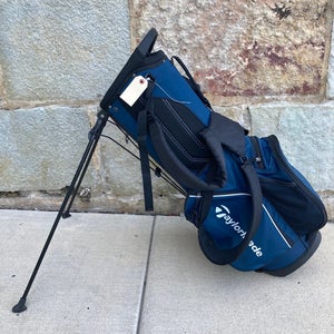 Blue Men's TaylorMade Bag (Used)