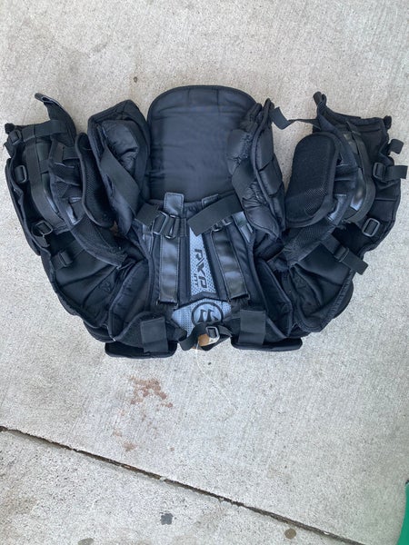 Intermediate Medium / Large Warrior Ritual XP Goalie Chest Protector (Used)