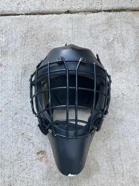 Black Junior Otny Goalie Mask (Used)