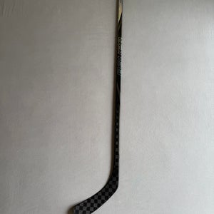 New 82 Flex P92 Bauer Nexus 2N Pro XL (Tracer Dress) Right Hand Pro Stock Hockey Stick