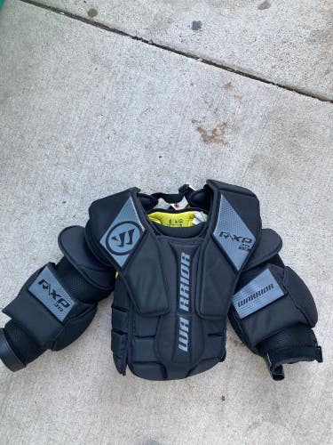 Intermediate Small / Medium Warrior Ritual XP Goalie Chest Protector (Used)