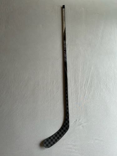 New 82 Flex P92 Bauer Nexus 2N Pro XL (Tracer Dress) Right Hand Pro Stock Hockey Stick