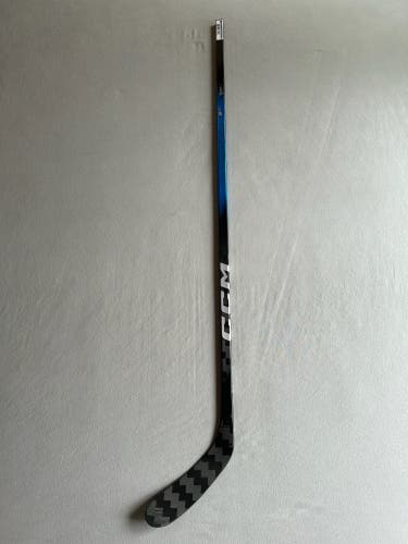 New 80 Flex P28 Senior CCM Jetspeed FT8 Pro Right Hand Pro Stock Hockey Stick