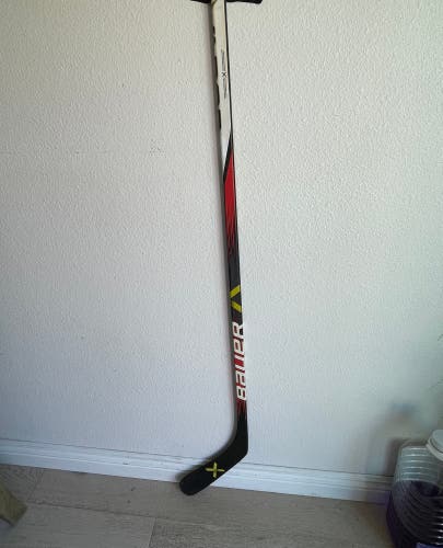 Youth Bauer Vapor X Right Handed Hockey Stick P92  (Used)