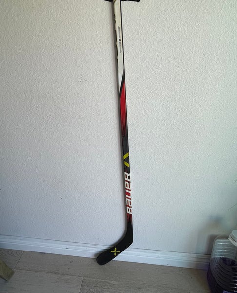 Youth Bauer Vapor X Right Handed Hockey Stick P92  (Used)
