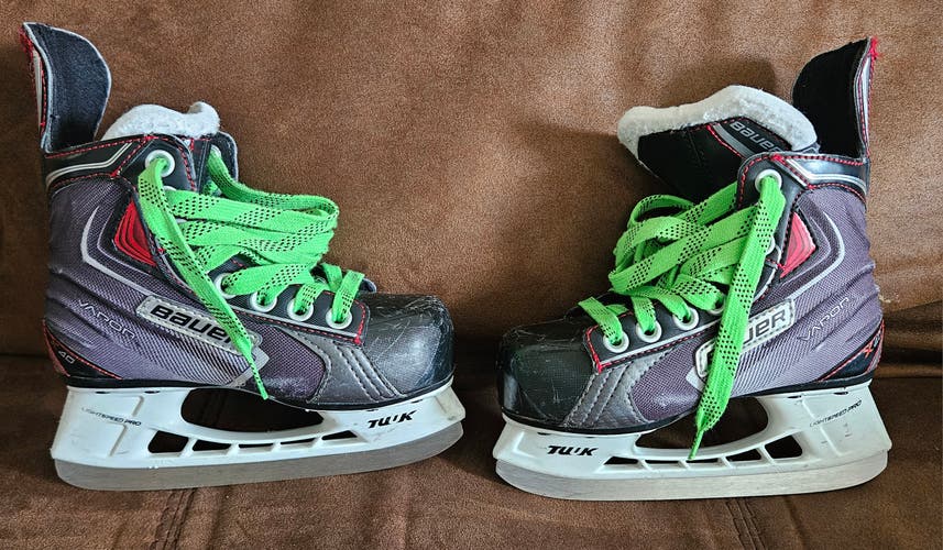 Bauer Vapor Yth 11 Reg.