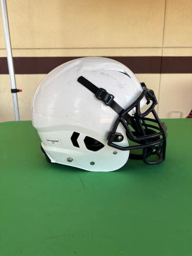 Youth Medium Schutt Vengeance A11 Helmet