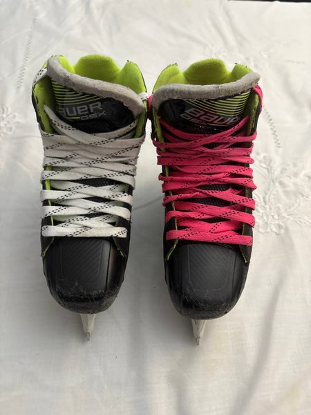 Baur goalie skates