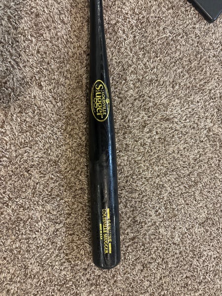 2023 Louisville Slugger Bat (-8) 22.5 oz 30" (Used)