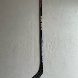 New USA Graphic 77 Flex P28 Senior Bauer Vapor Hyperlite Right Handed Pro Stock Hockey Stick