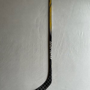 Like New 77 Flex P90TM Senior Bauer Vapor Hyperlite 2 Right Handed Pro Stock Hockey Stick