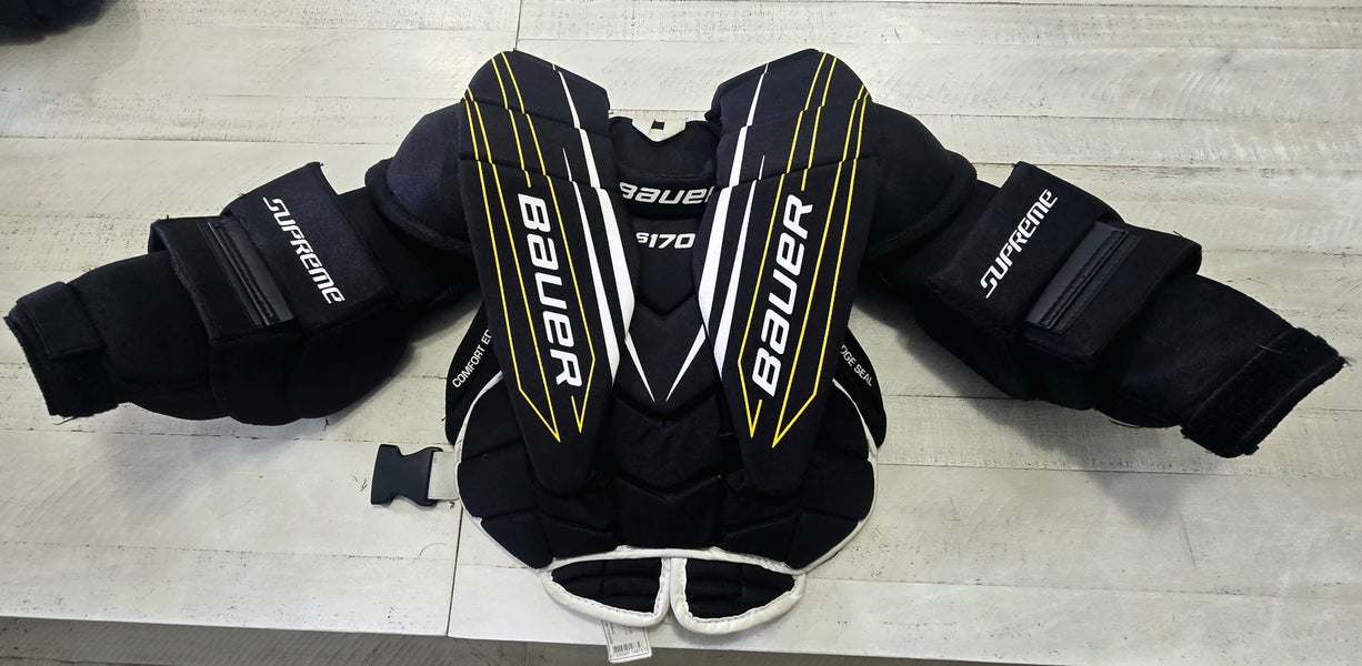 Small Bauer Goalie Chest Protector (Used)