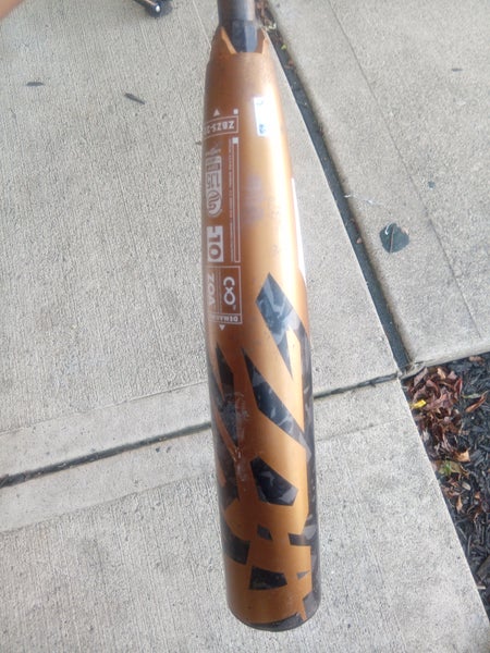 2023 DeMarini Zoa Composite USSSA Certified Bat (-10) 19 oz 29" (Used)