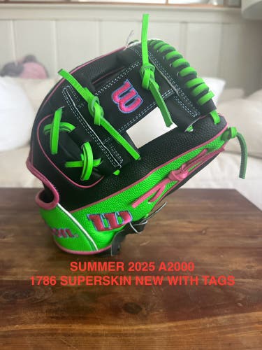 Wilson RH A2000 1786 Baseball Glove 11.5" (New)