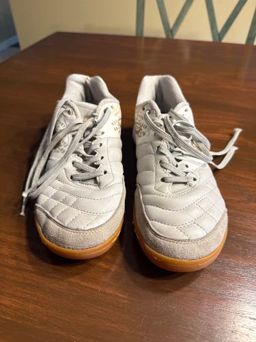 Senda Futsal Shoes