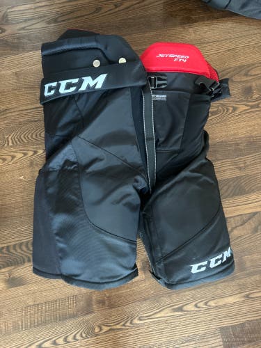 Small Senior CCM Jetspeed FT4 Hockey Pants  (New)