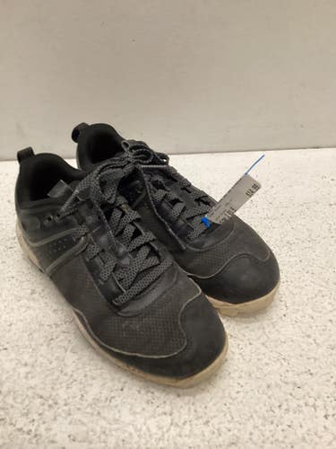 Used Under Armour BB/SB Cleats Black Junior 01.5 11443-S000196139