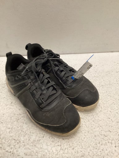 Used Under Armour BB/SB Cleats Black Junior 01.5 11443-S000196139