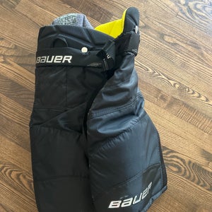 XL Junior Bauer Supreme 2s Pro Hockey Pants  (New)