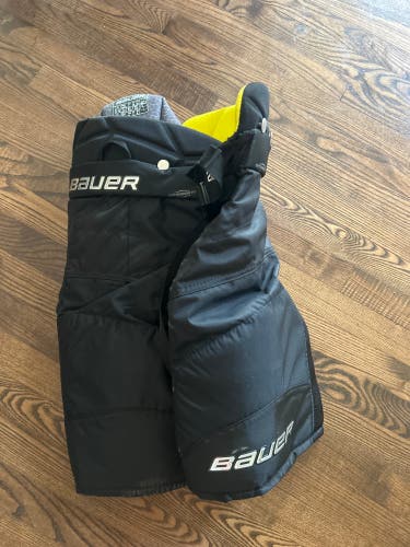 XL Junior Bauer Supreme 2s Pro Hockey Pants  (New)