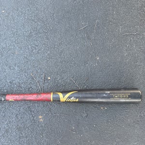 Victus Tatis Maple Bat (-3) 29 oz 32" (Used)