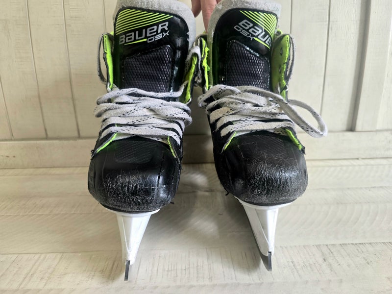 Bauer GSX Hockey Goalie Skates Regular Width Size 3.5 (Used)
