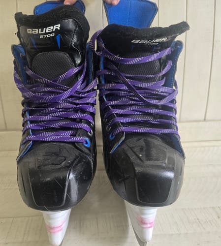 Bauer Nexus N2700 Hockey Skates Regular Width 9 (New)