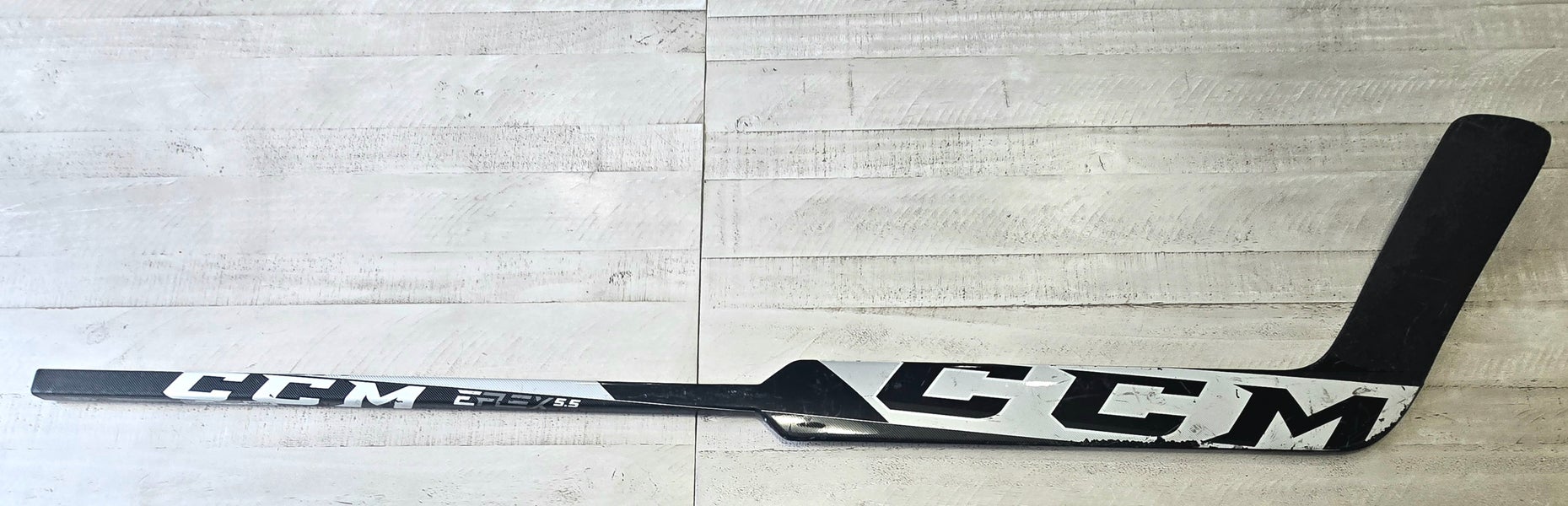 Junior CCM Eflex 5.5 Regular Goalie Stick 21" Paddle (Used)