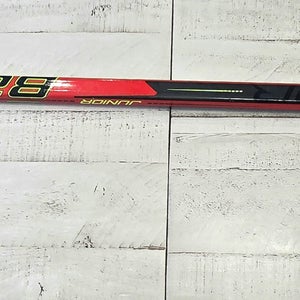 Junior Bauer X Vapor Right Handed Hockey Stick (Used)