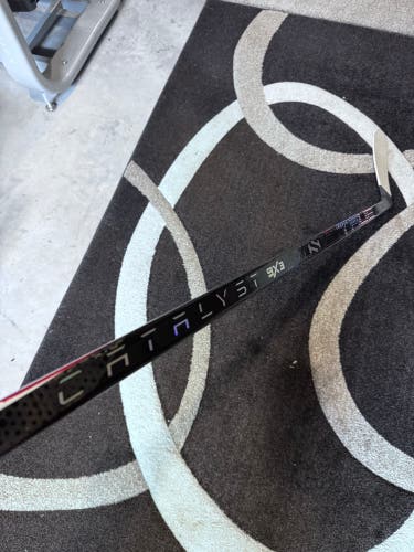 Senior True catalyst 9x3 Left Hand Hockey Stick P92 Pro Stock (Used)
