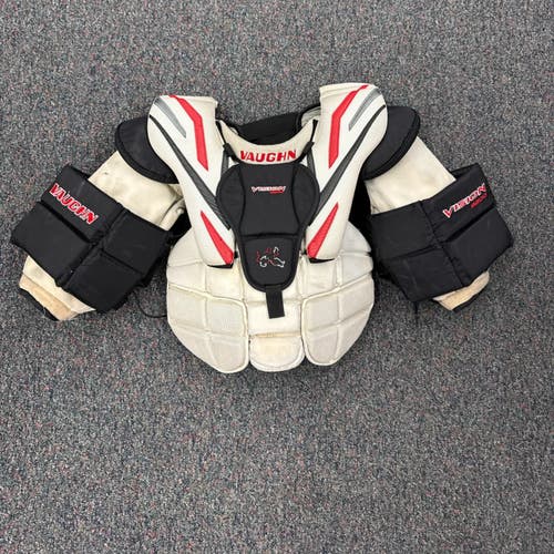 Vaughn Vision 9200 Goalie Chest Protector (Used) | Junior Small