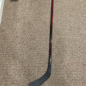 Junior Bauer Twitch Right Handed Hockey Stick P92 (Used)