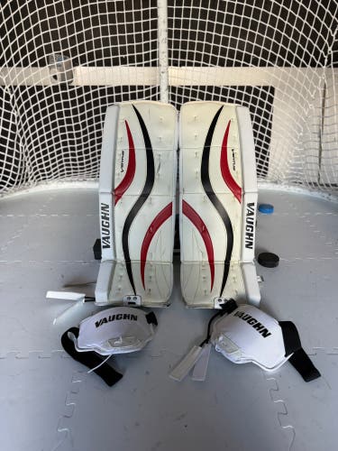 Vaughn Ventus LT58 26+2 Goalie Leg Pads (Used)