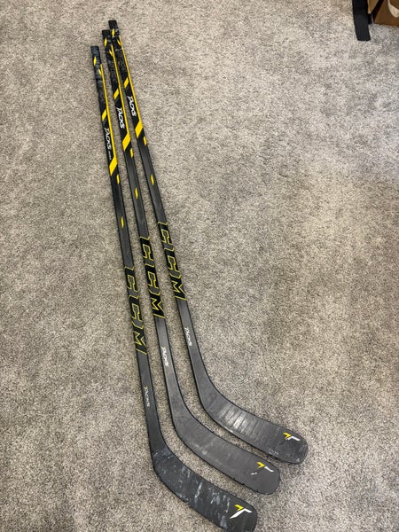 3-pack of CCM Tacks sticks - P40 Hossa