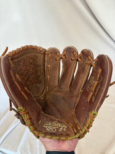 RH Rawlings Baseball Glove 12" (Used)
