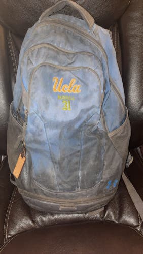 Blue Men's Large/Extra Large Under Armour Backpack (Used)