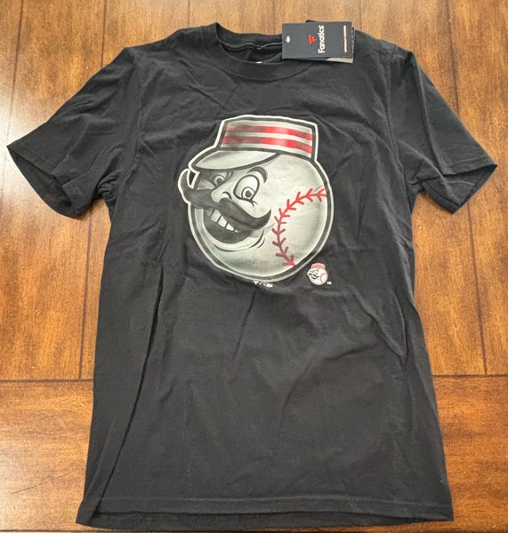 Cincinnati Reds Fanatics T-Shirt Face Mascot Adult Small NWT