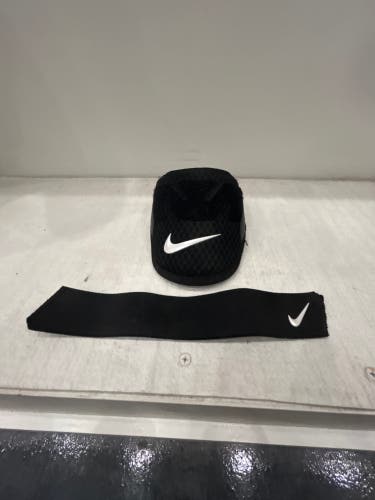 Nike baseball Elbow Guard (New)