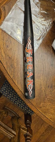 Miken Freak Composite Bat 28 oz 34" (Used)