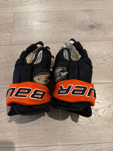 Bauer Jr Ducks size 12 gloves