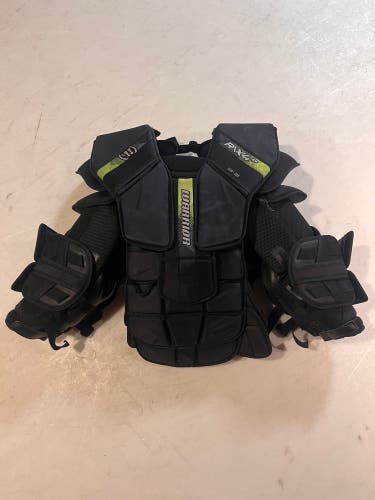 Medium Warrior RITUAL X4 E+ Goalie Chest Protector (Used)