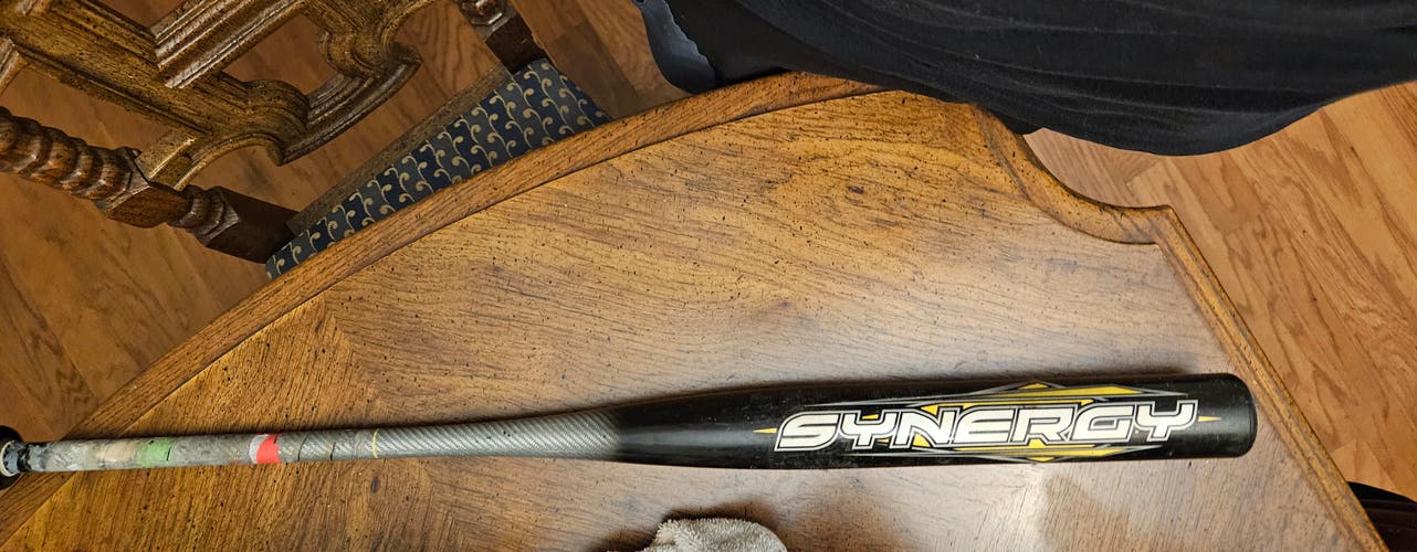 2016 Easton Synergy Bat 30 oz 34" (Used)