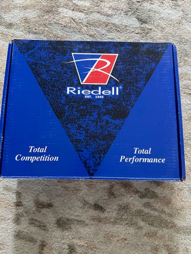 Reidell 345 BZ Figure Skates + Pattern 99 blades in great condition - A/B Adult 4 (Used)