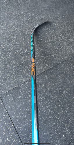Senior Bauer Nexus Sync Left Hand Hockey Stick Mid Pattern  (Used)