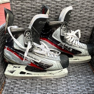 Bauer Vapor APX Hockey Skates Pro Stock 11 (Used)